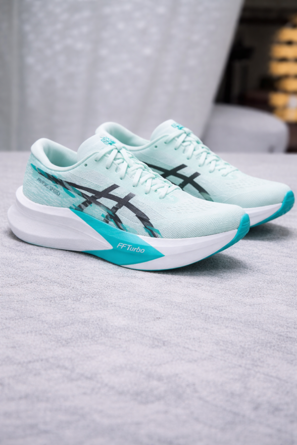 Men’s FF Turbo Lightweight Running Shoes – Mint Green Performance Sneakers